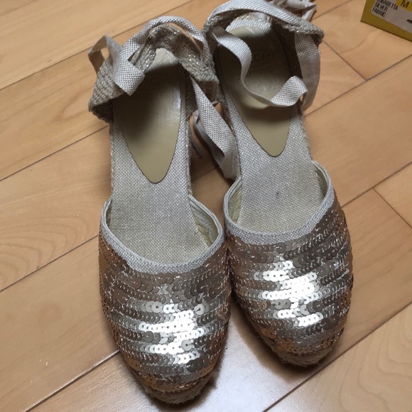 Shoes - Golden sequins espadrilles